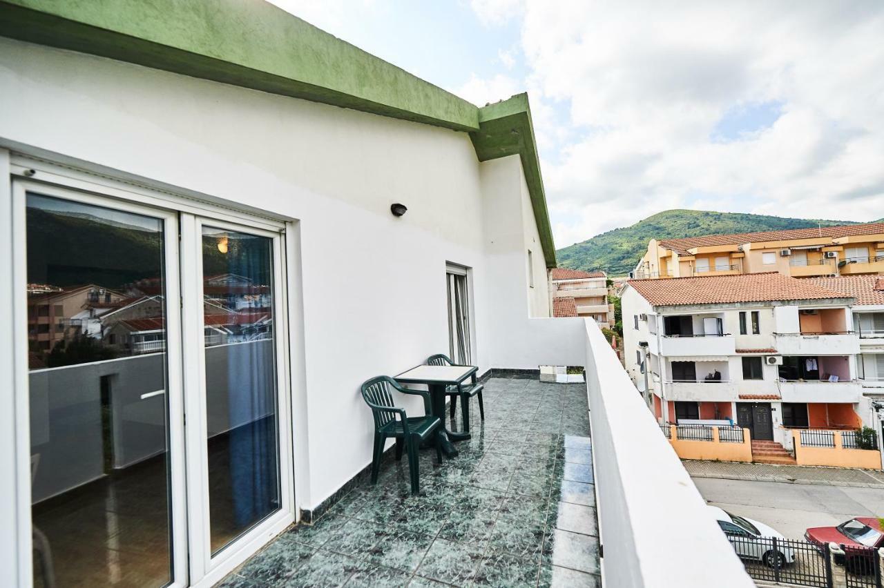 Family Apartments Mont Budva Exteriör bild
